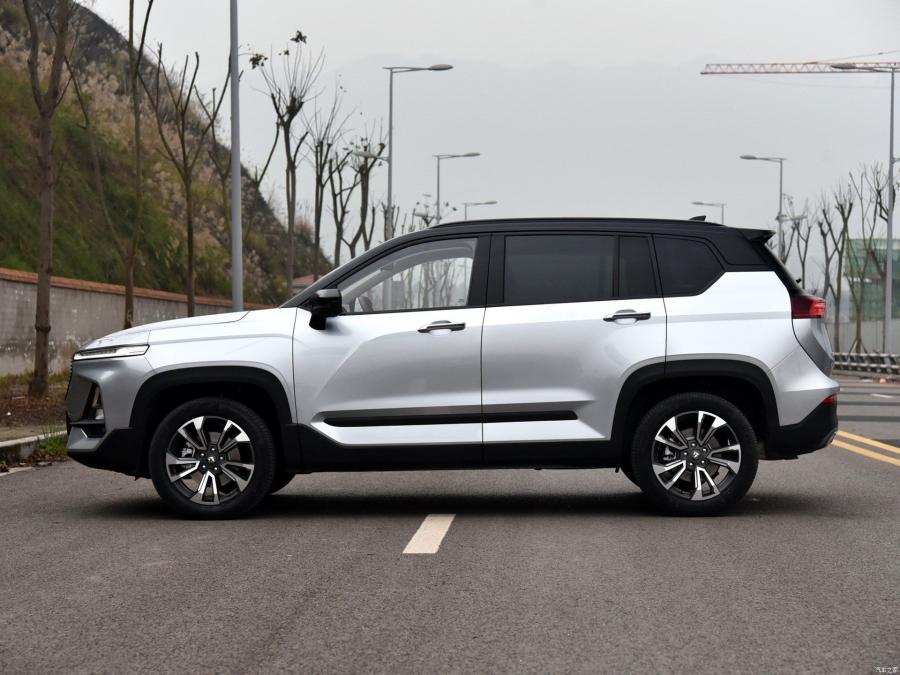  Baojun RS-5 2019 года  (фото 12 из 41)